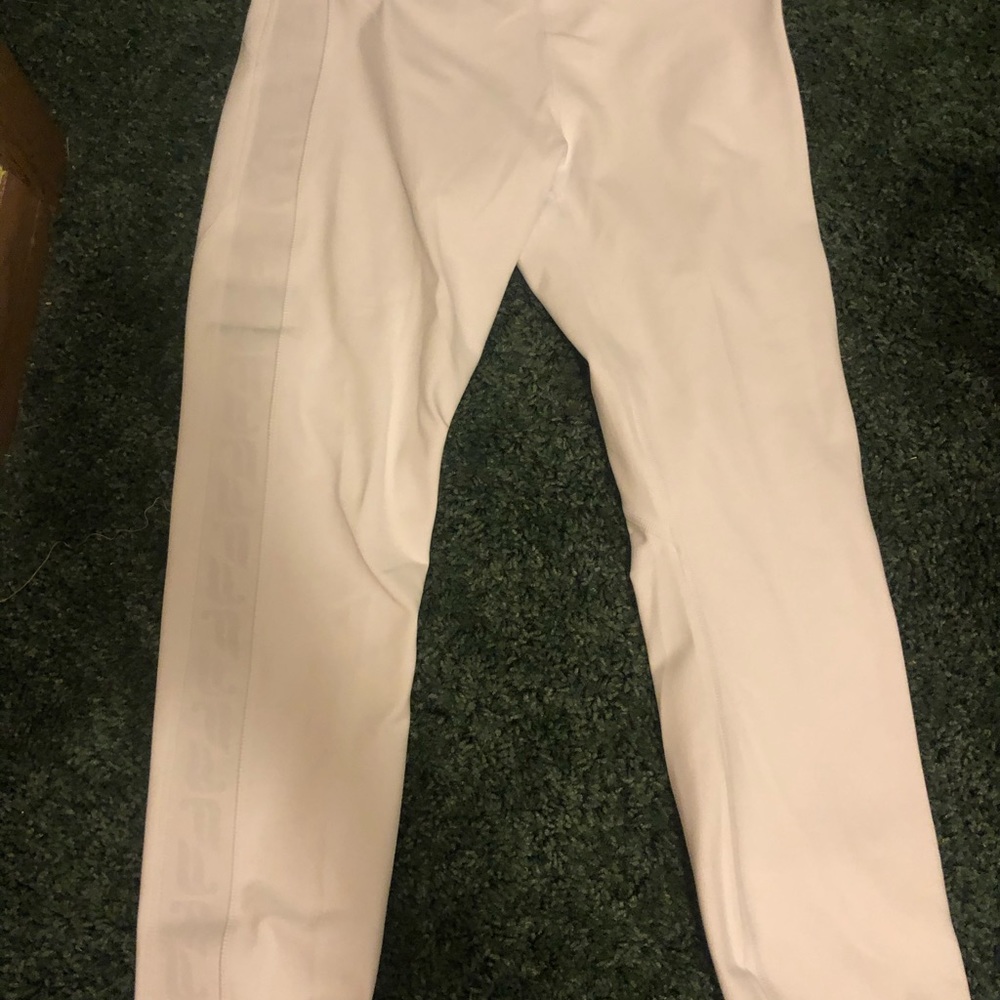 White leggings!